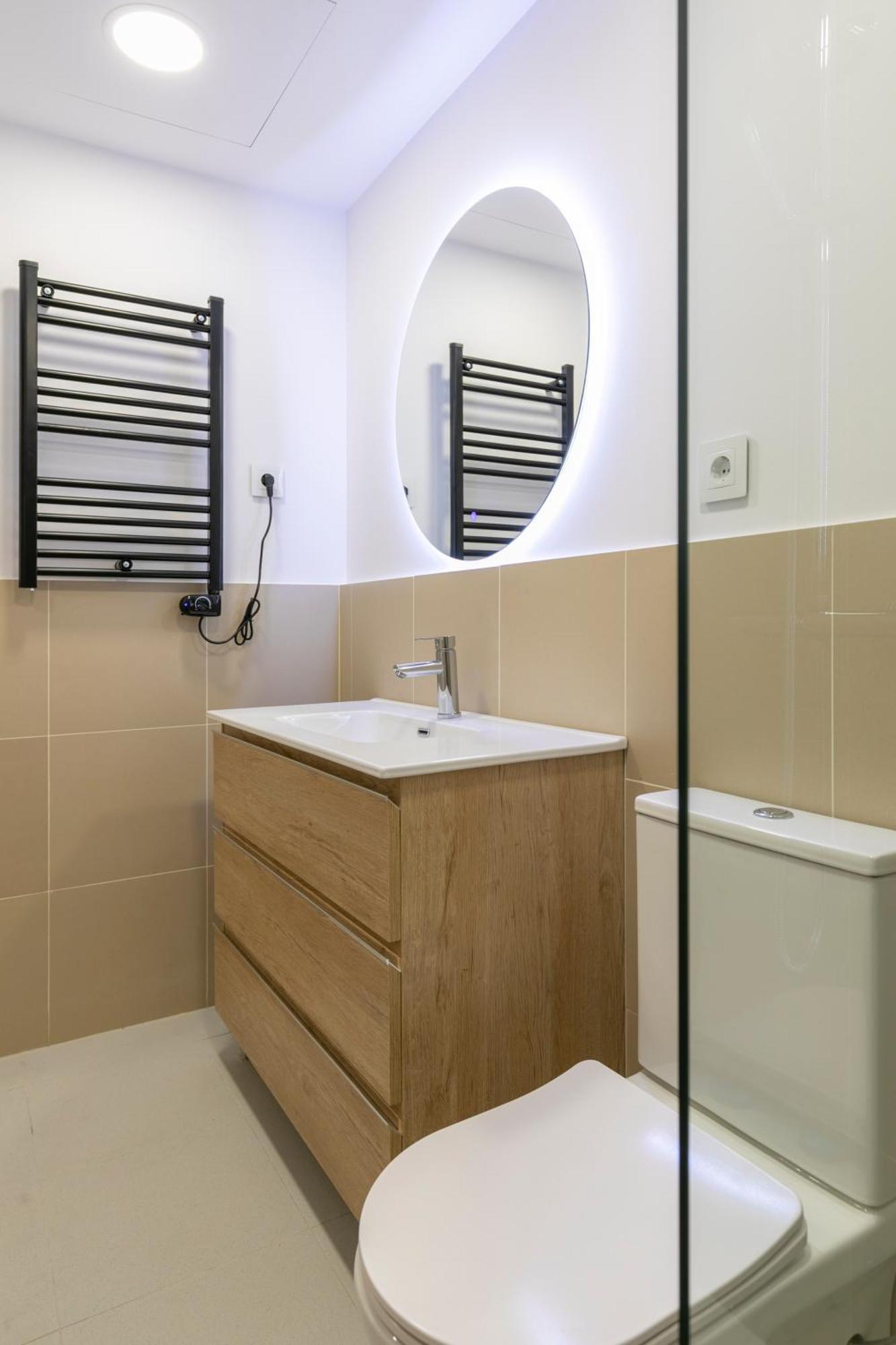 Homeabout Smart Rooms Bravo Murillo - Sin Recepcion Madrid Exterior foto